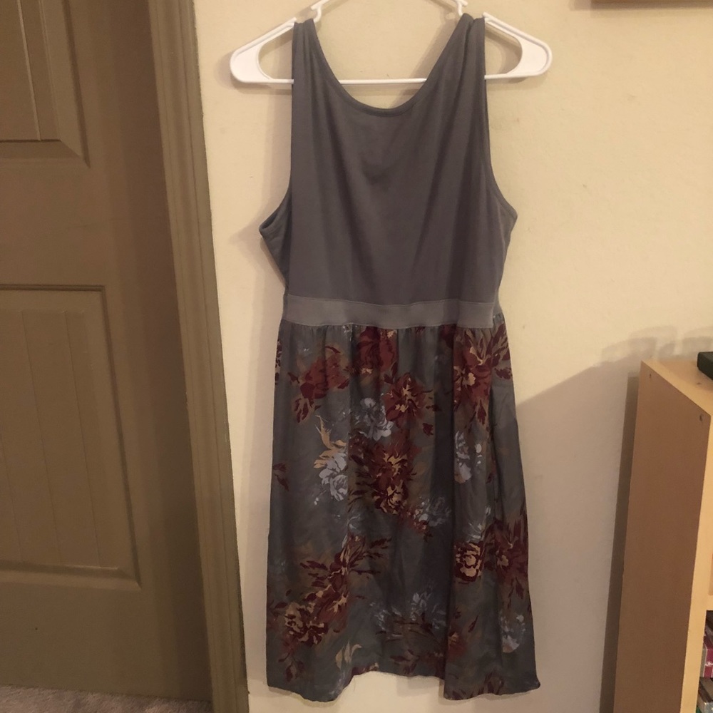 Grey dress
